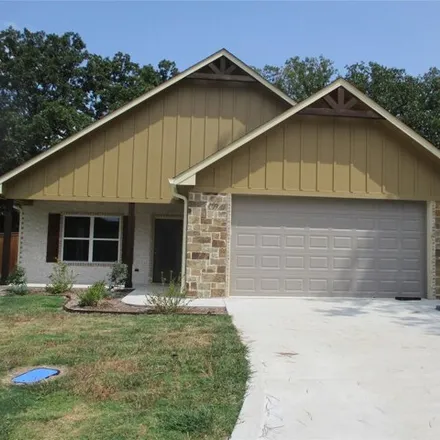 Buy this 3 bed house on Ravine Street in Emory, Rains County