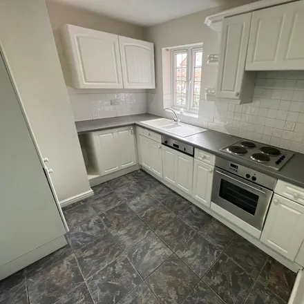 Rent this 2 bed apartment on Dickens Heath Road in Dickens Heath, B90 1QG