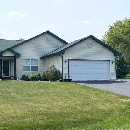 Buy this 3 bed house on 385 Talladega Drive Southwest in Caledonia Township, IL 61065