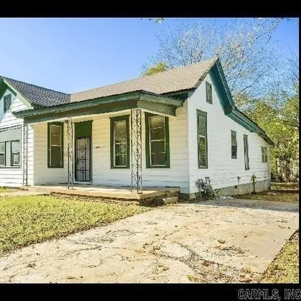 Rent this 4 bed house on 1223 West 10th Street in Little Rock, AR 72202