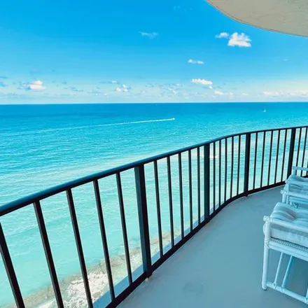 Image 5 - 5406 North Ocean Drive, Palm Beach Isles, Riviera Beach, FL 33404, USA - Condo for rent