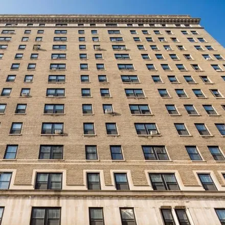 Image 2 - Embassy Apartments, 2100 Walnut Street, Philadelphia, PA 19104, USA - Apartment for rent