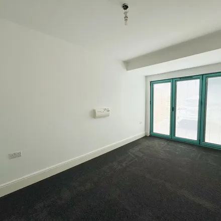 Rent this 4 bed apartment on Laverton Road in Leicester, LE5 1GQ