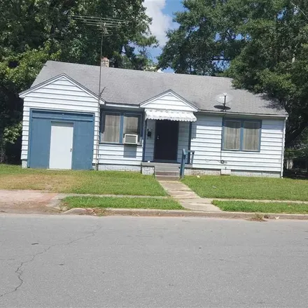 Buy this 2 bed house on 705 West 29th Avenue in Pine Bluff, AR 71603
