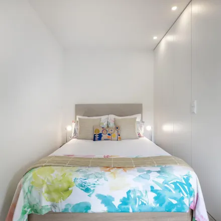Rent this 1 bed apartment on Quinta de Vilar in Rua de Vilar, 4050-329 Porto