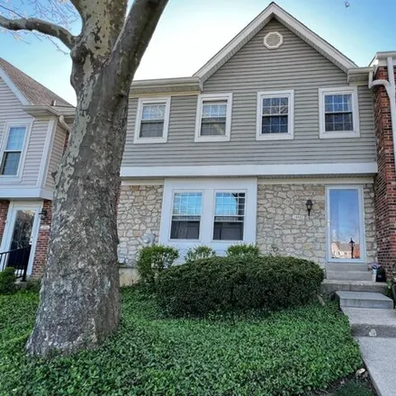 Buy this 4 bed townhouse on 7833 Shadowhill Way in Montgomery, OH 45242