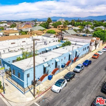 Buy this studio townhouse on East 4th Street in Los Angeles, CA 90033