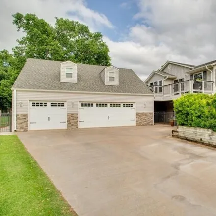 Buy this 7 bed house on 1675 Quailwood Drive in Enid, OK 73703