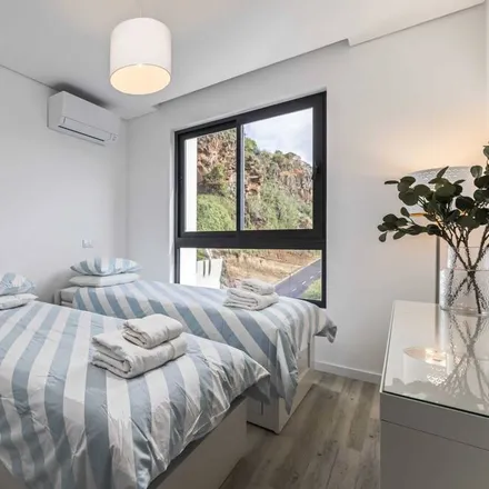 Image 1 - Alameda da Histiria de Portugal, 9050-401 Funchal, Madeira, Portugal - Apartment for rent