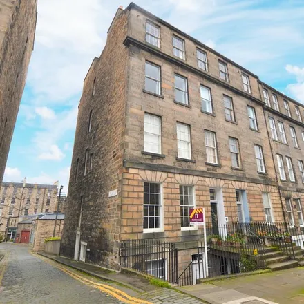 Rent this 5 bed apartment on West Scotland Street Lane in City of Edinburgh, EH3 6PT