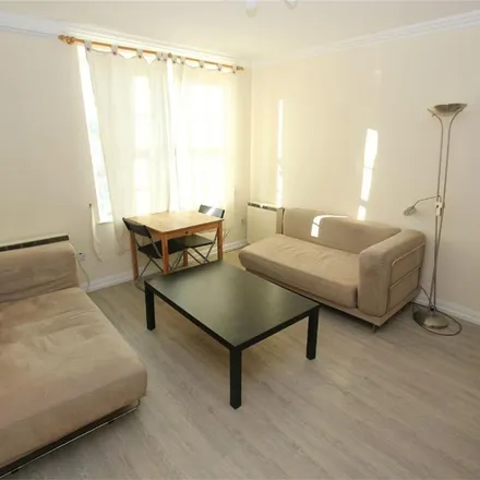 Image 2 - Cheylesmore House, Ebury Bridge Road, London, SW1W 8QX, United Kingdom - Apartment for rent