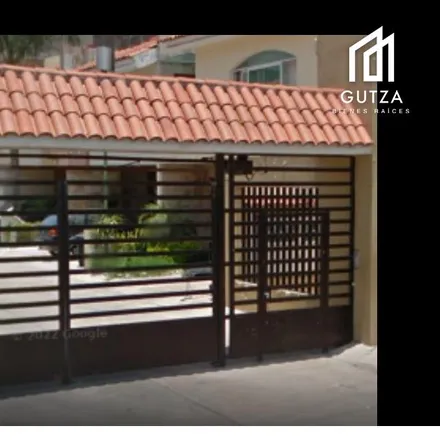 Buy this studio house on Calle Agustín López Arciniega in 44824 Guadalajara, JAL