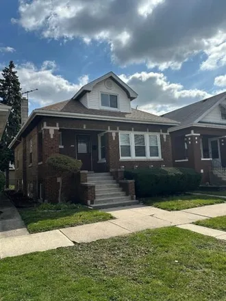 Buy this 2 bed house on 3635 Scoville Avenue in Berwyn, IL 60402