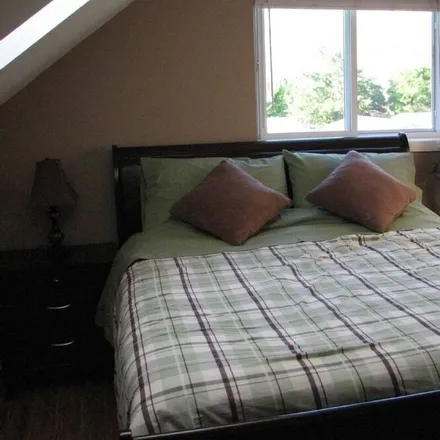 Rent this 2 bed townhouse on Kaleden in BC V0H 1K0, Canada