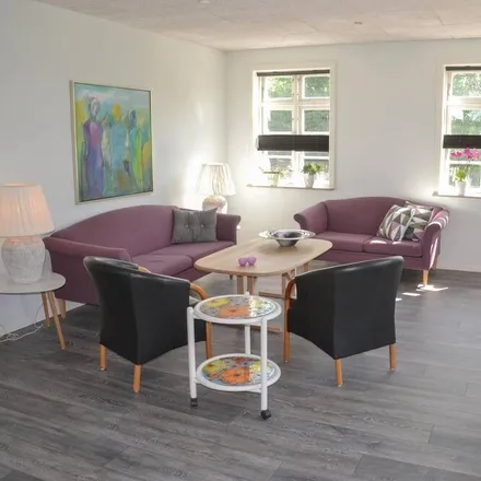 Rent this 2 bed house on University College Syddanmark in Campus Esbjerg, Degnevej