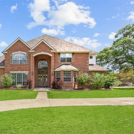 Buy this 4 bed house on 107 Forest Glen Court in Weatherford, TX 76087