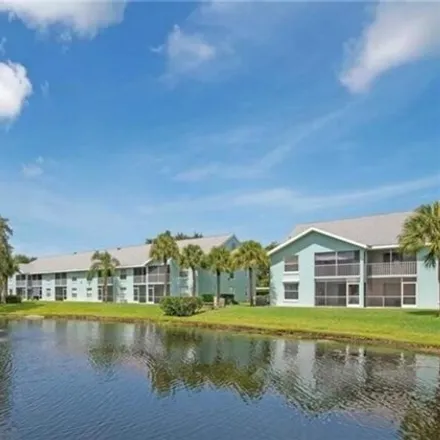 Image 3 - 150 Wading Bird Circle, Palm River, Collier County, FL 34110, USA - Condo for rent