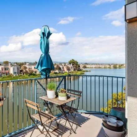 Image 2 - 600 Baltic Circle, Redwood Shores, Redwood City, CA 94065, USA - Condo for sale