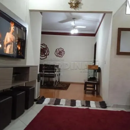 Buy this 2 bed house on Rua Miguel Petrucelli in Jardim Ipanema, São Carlos - SP