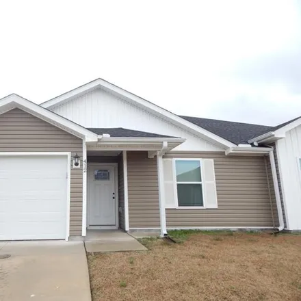 Rent this 3 bed house on unnamed road in Duenweg, Jasper County