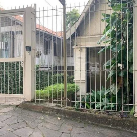 Rent this studio house on Rua Hilário Ribeiro in Moinhos de Vento, Porto Alegre - RS