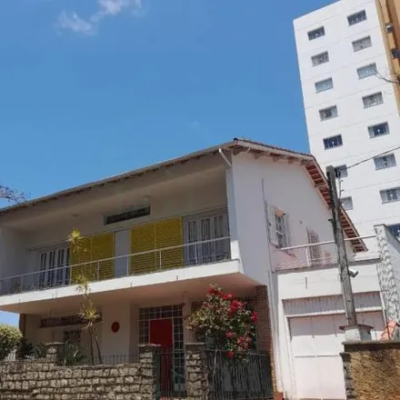 Buy this 5 bed house on Rua Santos Dumont in Região Urbana Homogênea XV, Poços de Caldas - MG