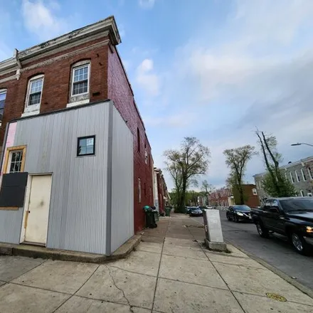Buy this studio townhouse on 2700 Wilkens Avenue in Baltimore, MD 21223