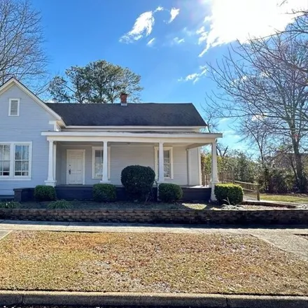 Buy this 4 bed house on 357 North Ridge Avenue in Tifton, GA 31794