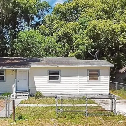 Buy this 3 bed house on 1543 North Rhodes Street in Mount Dora, FL 32757