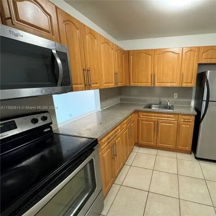 Rent this 1 bed condo on 15205 Northeast 6th Avenue in Sixth Avenue Trailer Park, Miami-Dade County