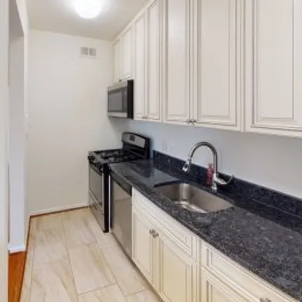 Buy this 3 bed apartment on 12703 Dara Drive in Occoquan Ridge Condominiums, Woodbridge