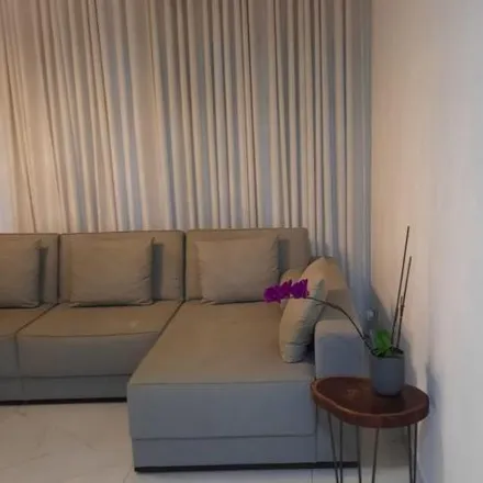 Buy this 2 bed house on Rua Emboabas in Campo Belo, São Paulo - SP