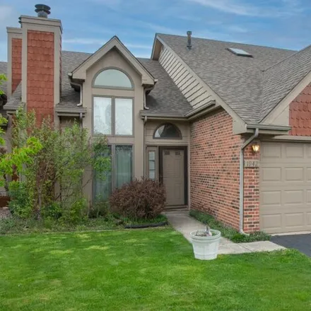 Buy this 2 bed house on 1900 Cottonwood Court in Schererville, IN 46307