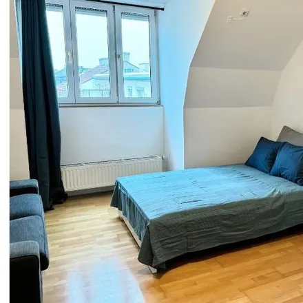 Rent this 3 bed room on Reindorfgasse 23 in 1150 Vienna, Austria