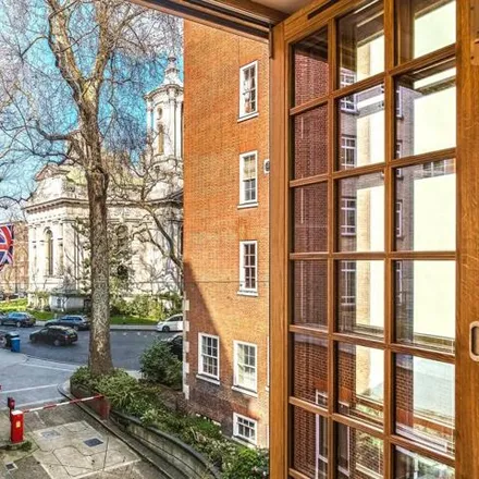 Image 4 - Delegation of the European Union, 32 Smith Square, Westminster, London, SW1P 3EU, United Kingdom - Townhouse for sale