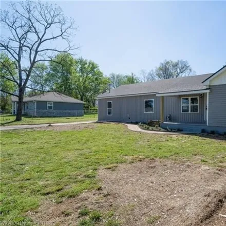 Buy this 3 bed house on 220 5th Street in Muldrow, Sequoyah County