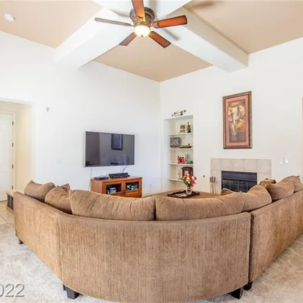 Image 2 - 4712 Cloudy Morning Street, North Las Vegas, NV 89031, USA - House for sale