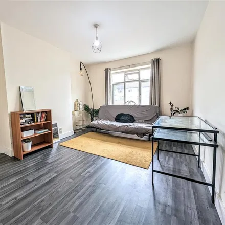 Rent this 3 bed apartment on Pitt Crescent in London, SW19 8HS