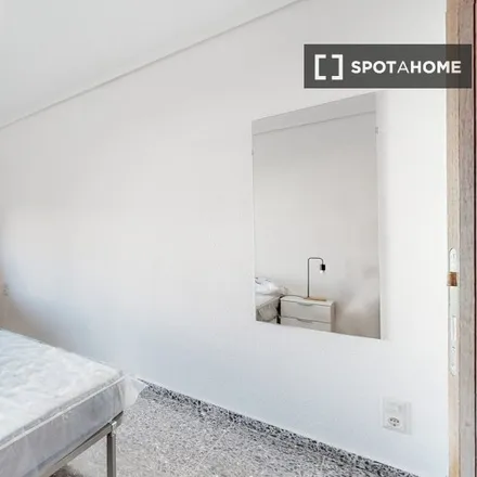 Image 1 - Seda Moda, Avinguda Al Vedat, 74, 46900 Torrent, Spain - Room for rent