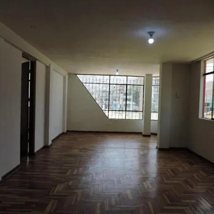Rent this 9 bed house on Notaría Roxanna Reyes in Avenida Universitaria, Carabayllo