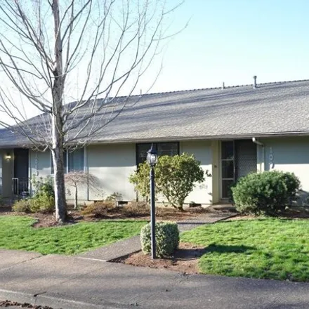 Buy this 2 bed condo on 1075 Cardinal Street Northwest in Salem, OR 97304