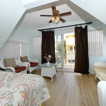 Rent this 2 bed house on Avalon in CA, 90704