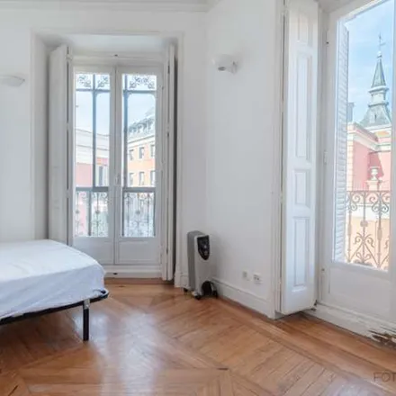 Rent this 6 bed apartment on Madrid in El Cogollo de la Descarga, Calle de la Lechuga
