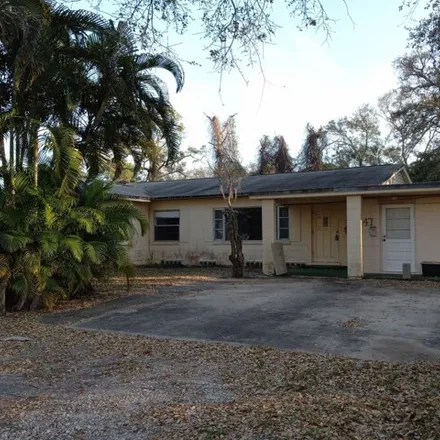 Buy this studio house on 344 West Merritt Avenue in Merritt Island, FL 32953