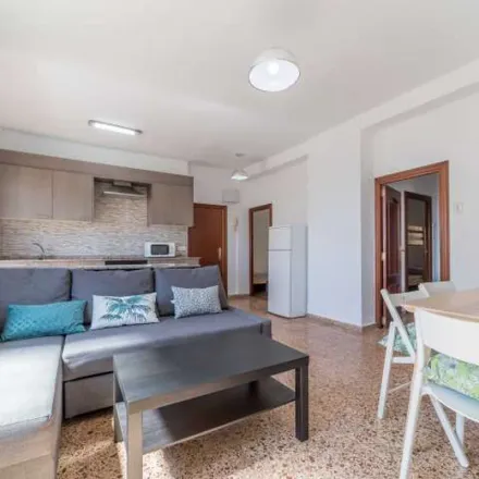 Image 2 - Carrer de la Soneja, 4, 46011 Valencia, Spain - Apartment for rent