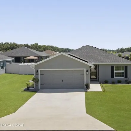 Buy this 4 bed house on Southeast 41st Court Road in Marion County, FL 34480