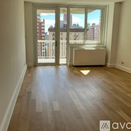 Rent this 1 bed apartment on 424 West End Ave