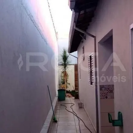 Buy this 3 bed house on Rua Ayer Nociti in Jardim Embaré, São Carlos - SP