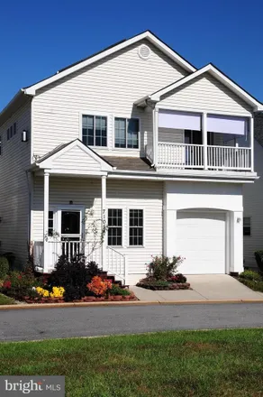 Rent this 3 bed house on 7101 Stone Throw Way in Waterloo, Howard County