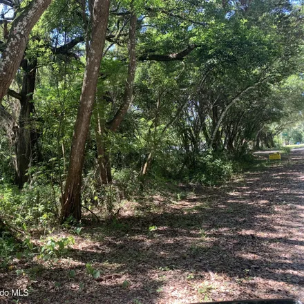 Buy this studio house on Stur Street in Masaryktown, Hernando County